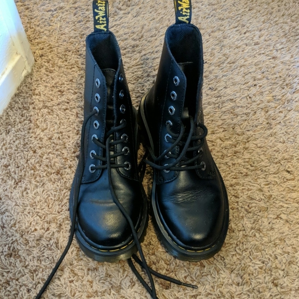 Doc Martens Luana - like new